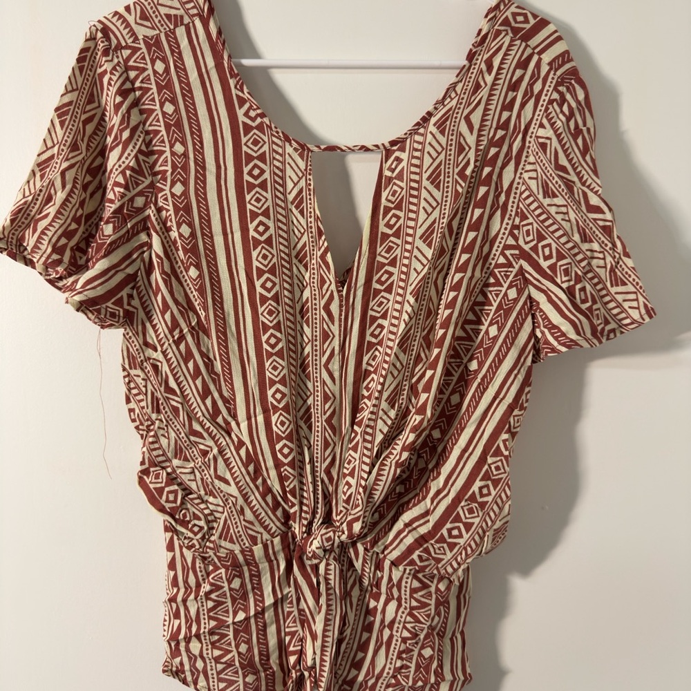 Promesa Geometric Red and Cream Blouse